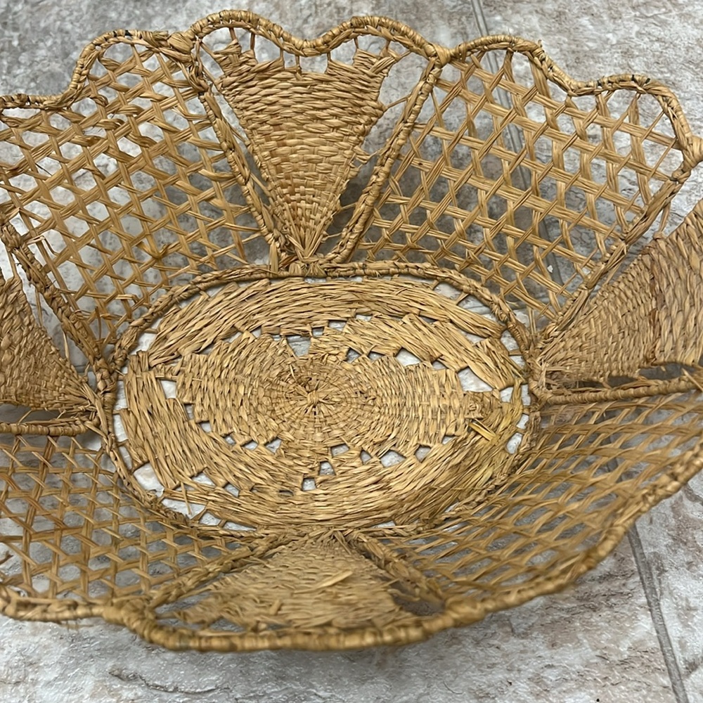 Handmade Woven Basket Made In Italy. With Two Handles. - Picture 16 of 16